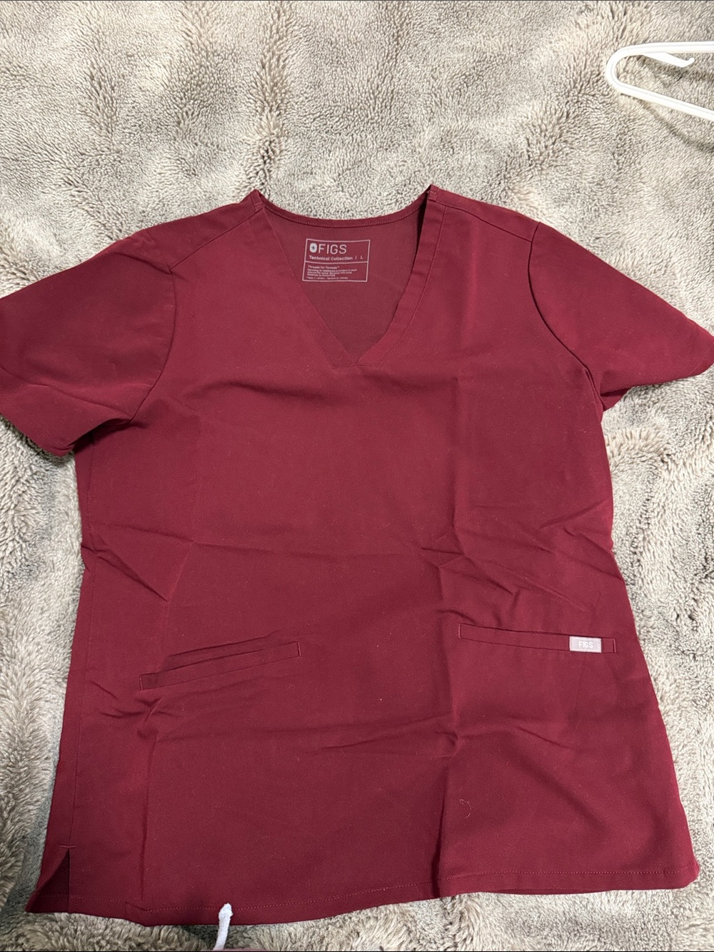 FIGS Women's V-Neck Scrub Top in Burgundy